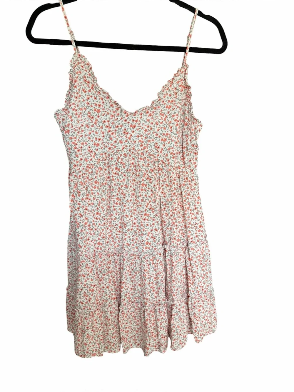 Womens size medium ditzy floral cami dress with large pockets adjustable straps
